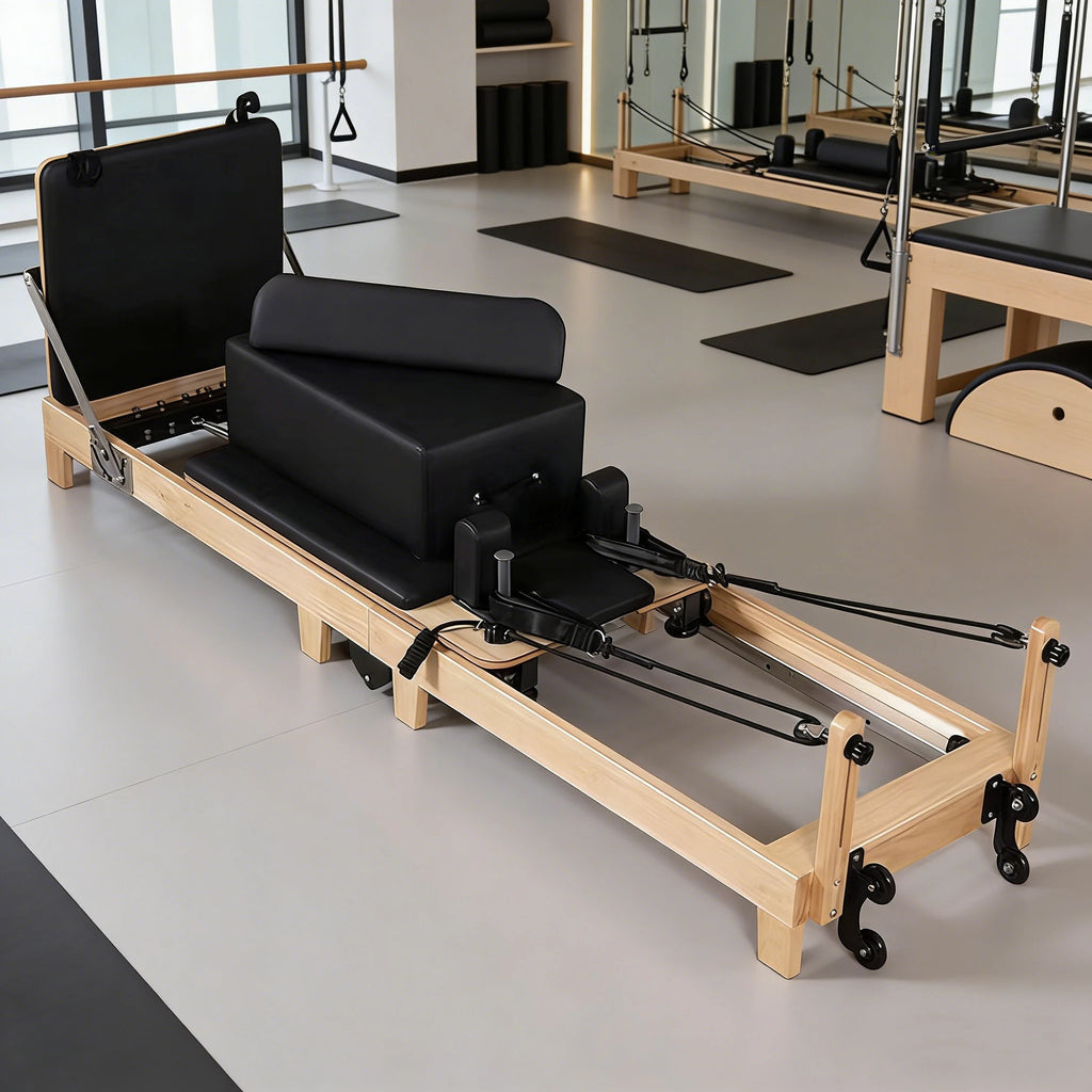 Reformer Pilates en érable avec son coffre